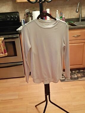 Eileen Fisher White Long-Sleeve Crewneck Top